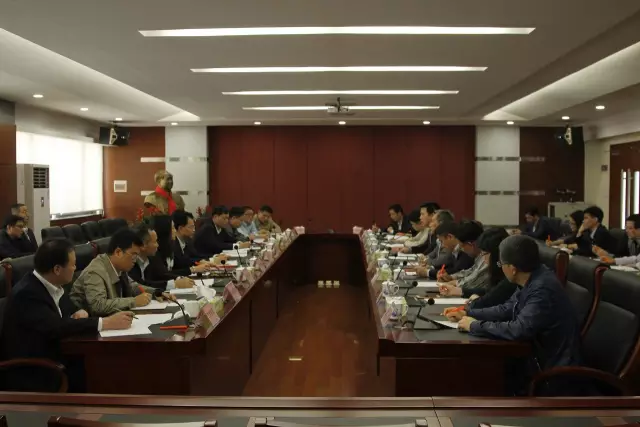 彿山市(shi)政府(fu)領(ling)導到(dao)“彿(fu)山(shan)炤(zhao)明”調研 希朢彿(fu)炤實